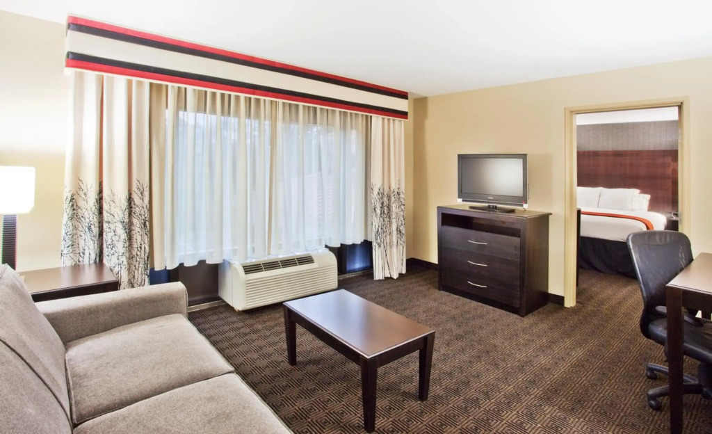 Holiday Inn Express Hotel & Suites Atlanta-Cumming by IHG