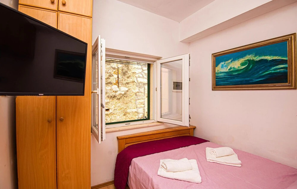Beautiful Home in Tisno With 2 Bedrooms and Wifi