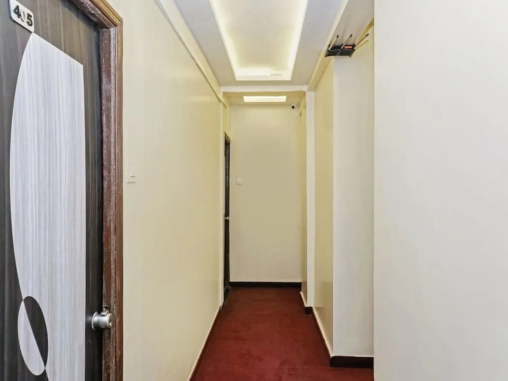 OYO Living 26804 Luxurious Studio Rooms