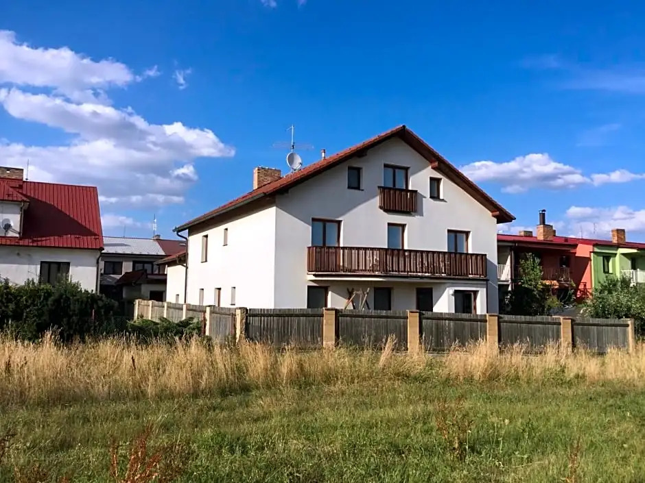 Pension 325
