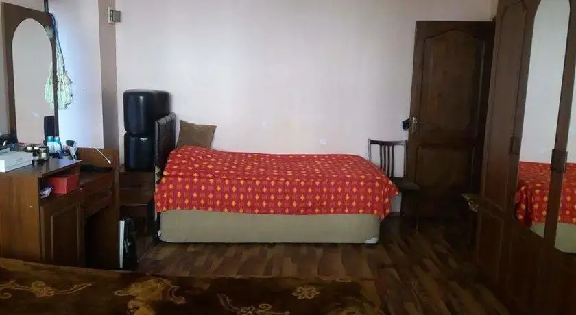 Homestay Qeti