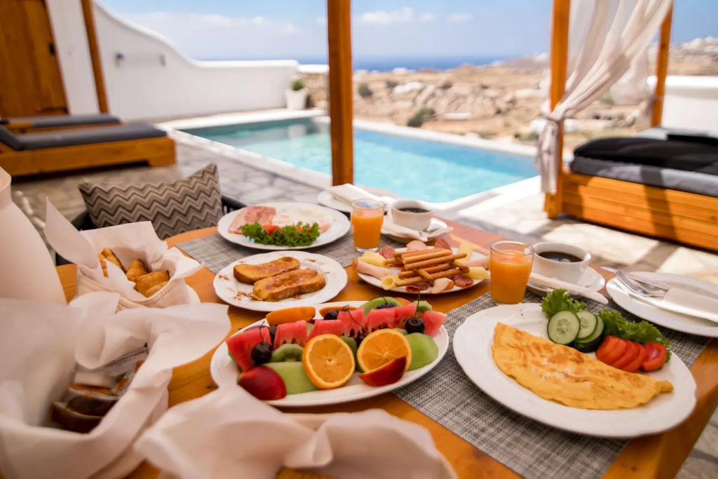 Evi Suites & Villas