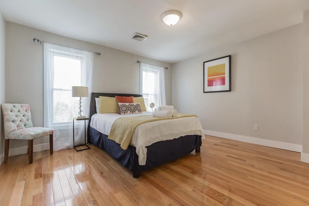 523 S 18th