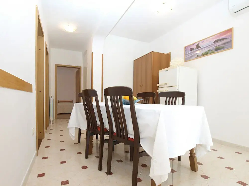 Apartment 1965