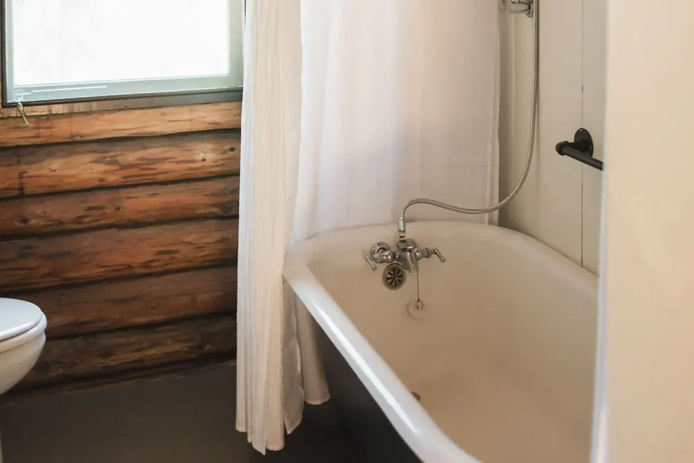 43 Crooked Pine Cabin 5 Bedrooms 2 Bathrooms Cabin