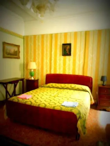 Fiabe Venice Rooms