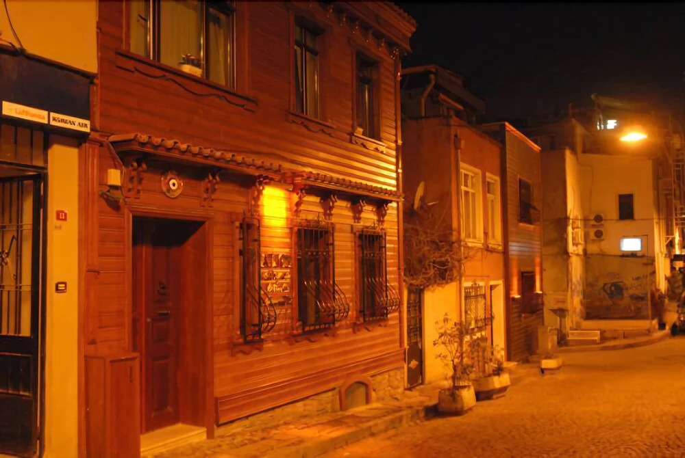 Alice Ottoman Palace