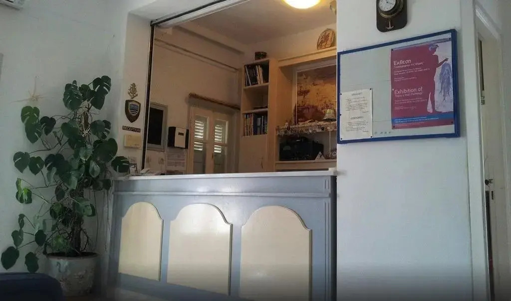 King Thiras Hotel