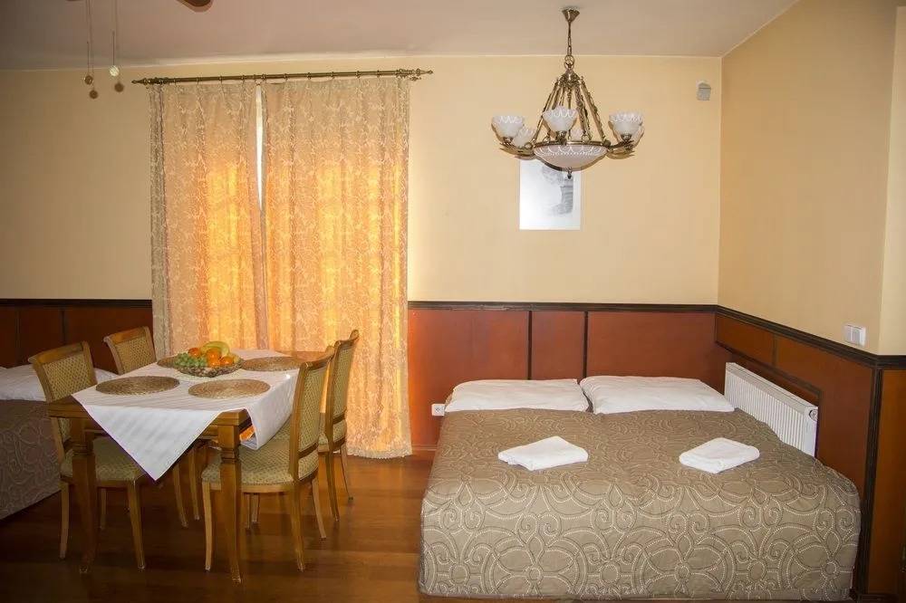 City Garden Apartments & Wellness