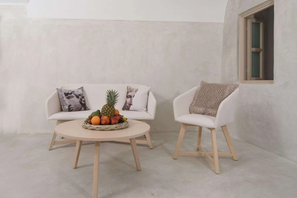 LAGADI SUITES by K&K