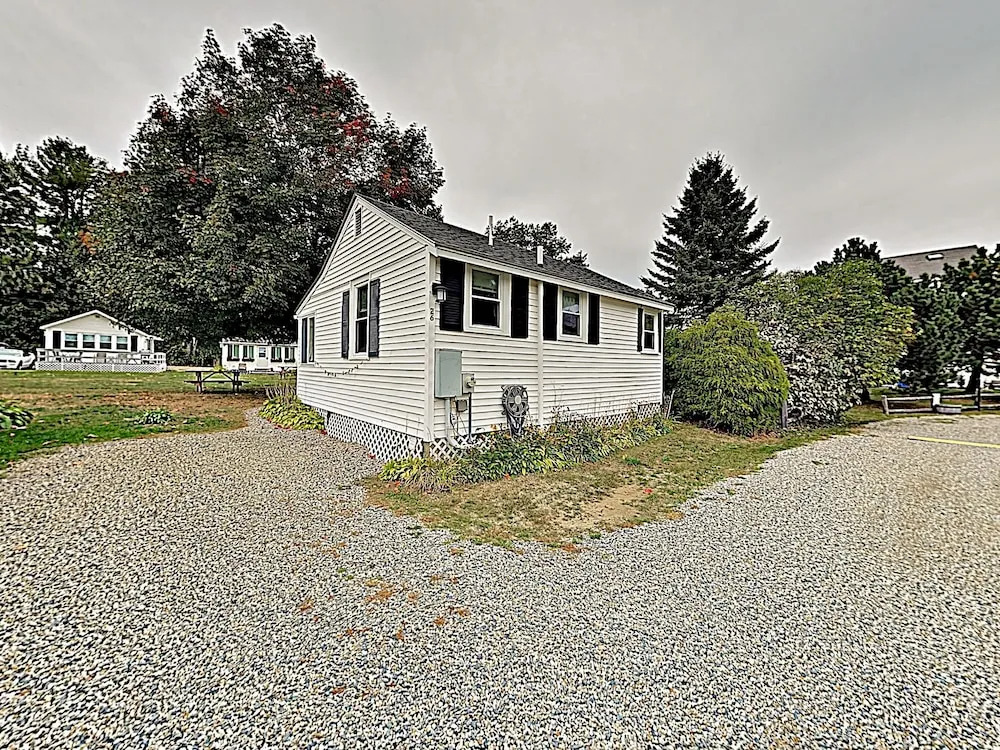 New Listing! Coastal W/ Pool - Near Beach 2 Bedroom Cottage