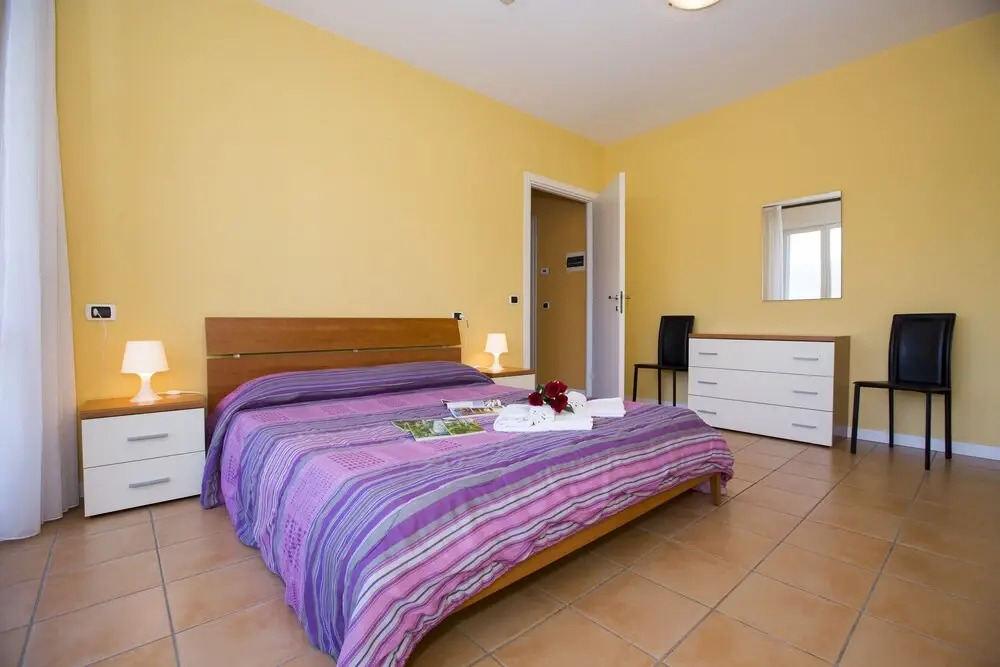 Villa Apartments - Porto Letizia