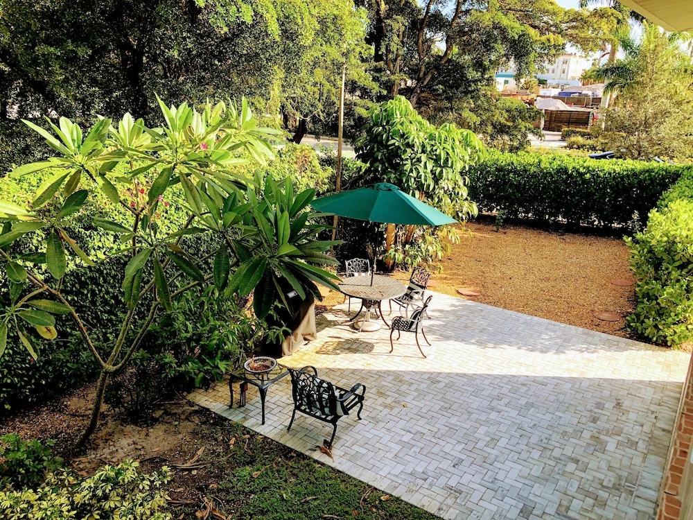 Olde Naples Condo #817