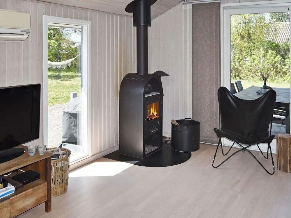 Charming Holiday Home in Rødby Near Sea