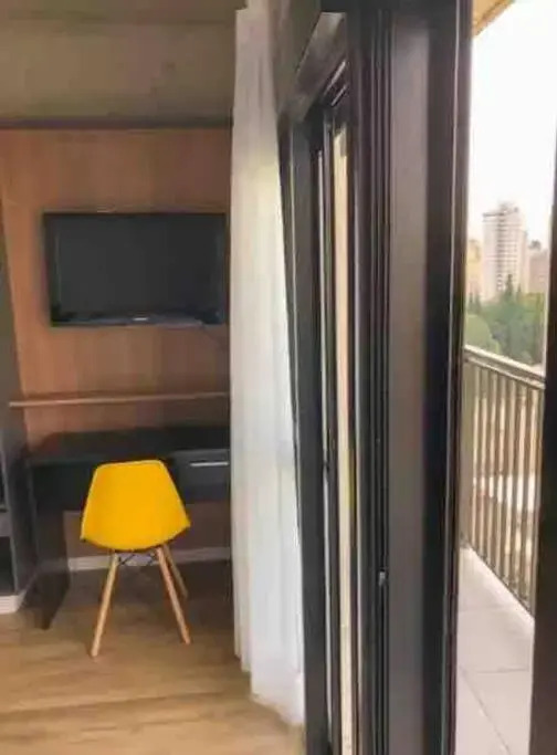 92 New studio next Paulista Av, fast wifi and balcony