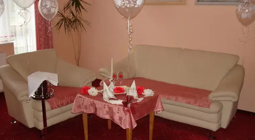Hotel Trawa