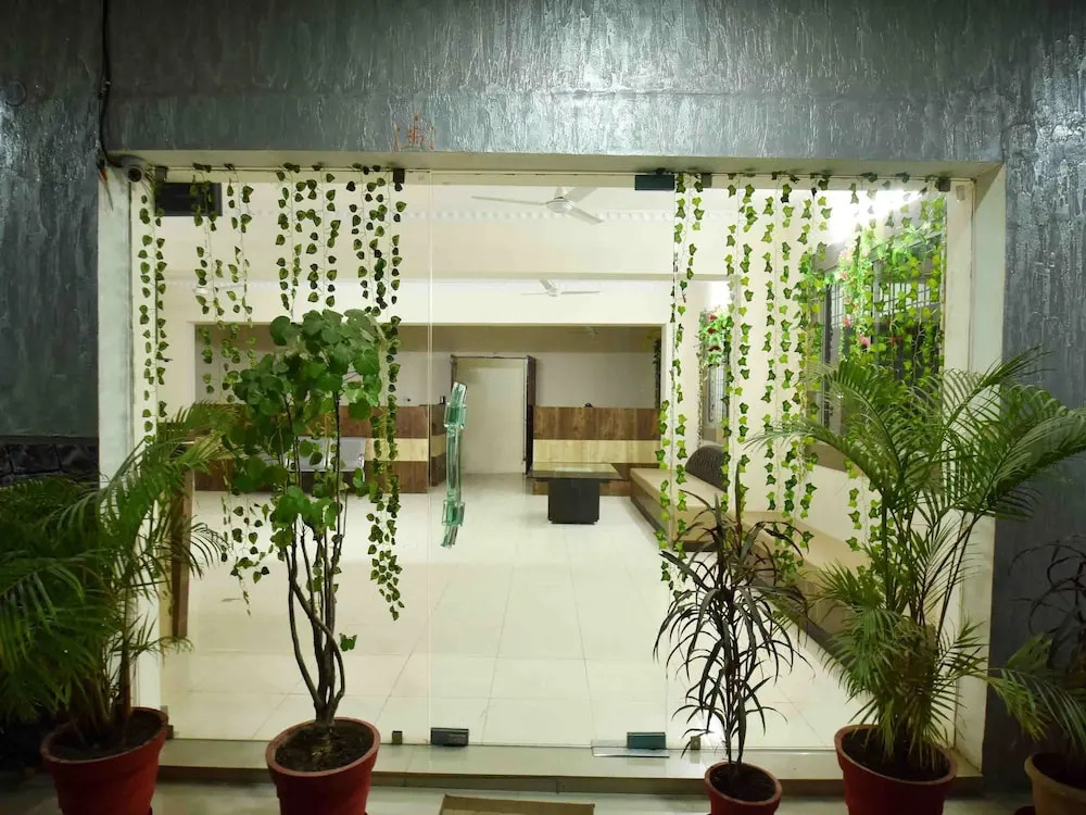 Collection O 3815 Hotel Jaisingh palace