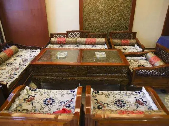 Minshan Tibet National Hotel (Zhaji Temple)