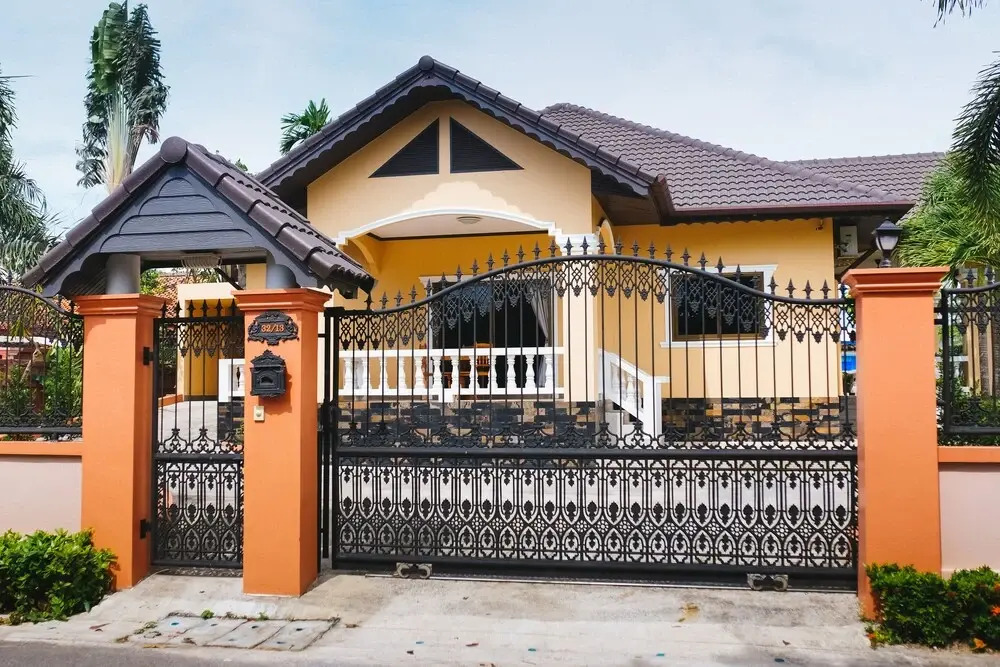 Happy Family Villa2 Phuket Private Pool Villa 5 Bedrooms with Large Kitchen and Garden