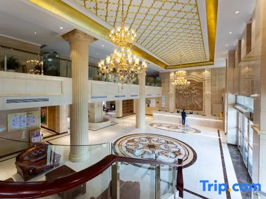 Vienna Hotel (Yueyang Chenglingji Xingang Bonded Area)
