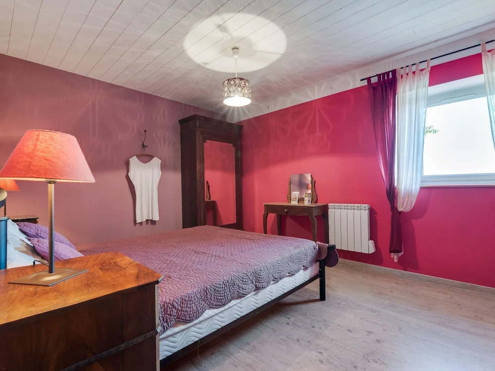 Holiday Home Saint-Beauzire near Pauillac Castle
