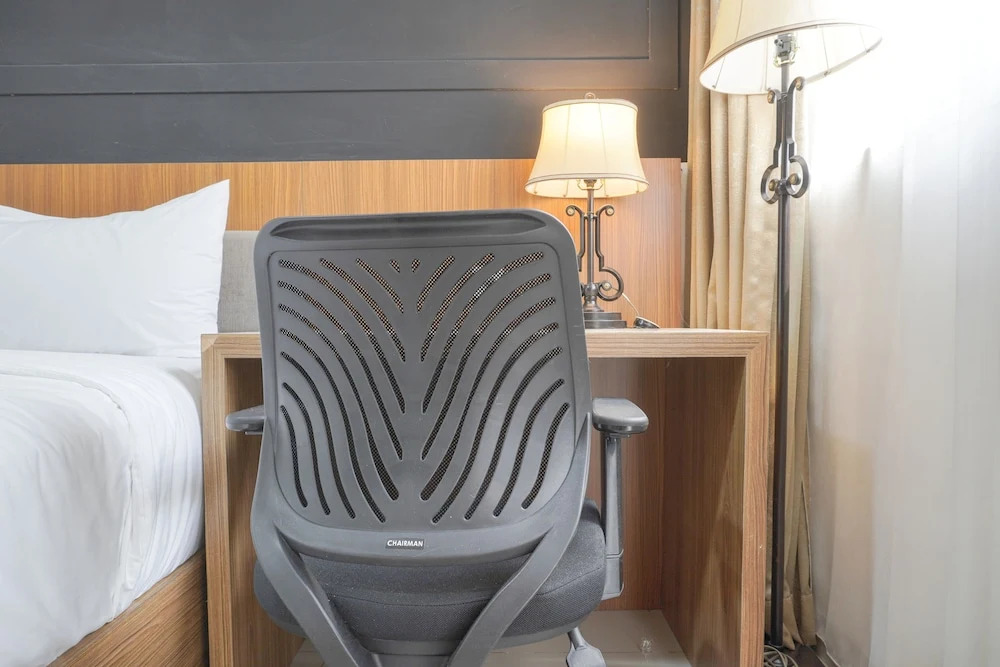 Minimalist And Comfort Stay Studio Room At Signature Park Grande Apartment