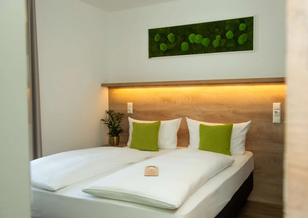 Hotel Perlach Allee by Blattl