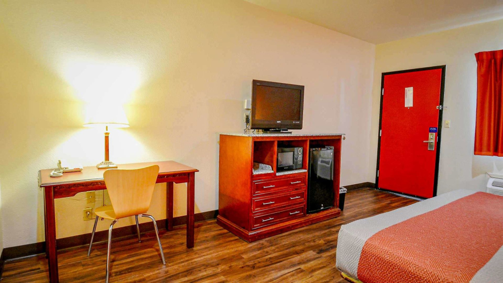 Motel 6-Atoka, OK