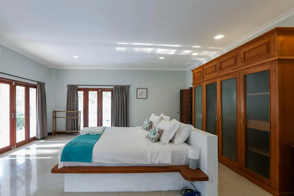 3 Bedroom Private House