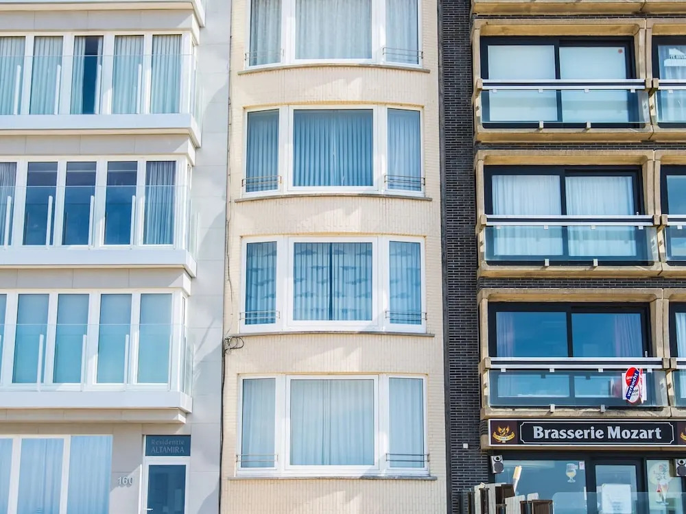 Apartment With 1 Bedroom and Direct sea View