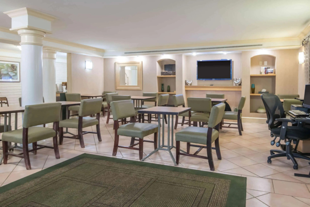La Quinta Inn by Wyndham Colorado Springs Garden of the Gods