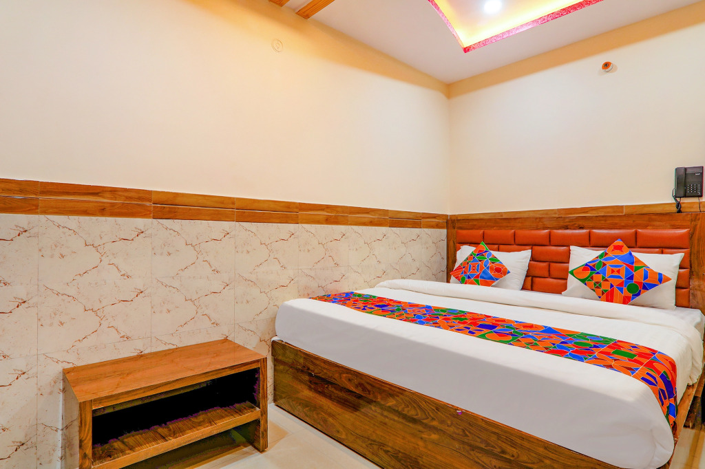 FabHotel Shree Galaxy