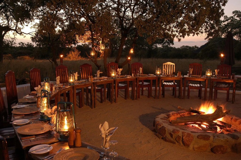 Thornybush Jackalberry Lodge