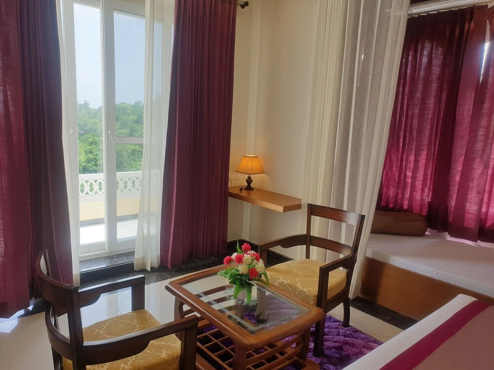 The Everest Hill Resort Suites with Jacuzzi Spa - Resort in Kumbhalgarh