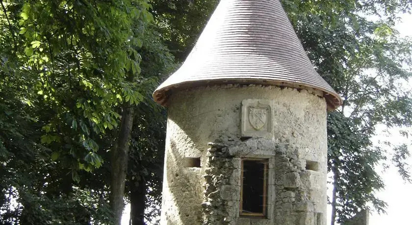 Château de la Motte - chambre dhôtes et gîtes
