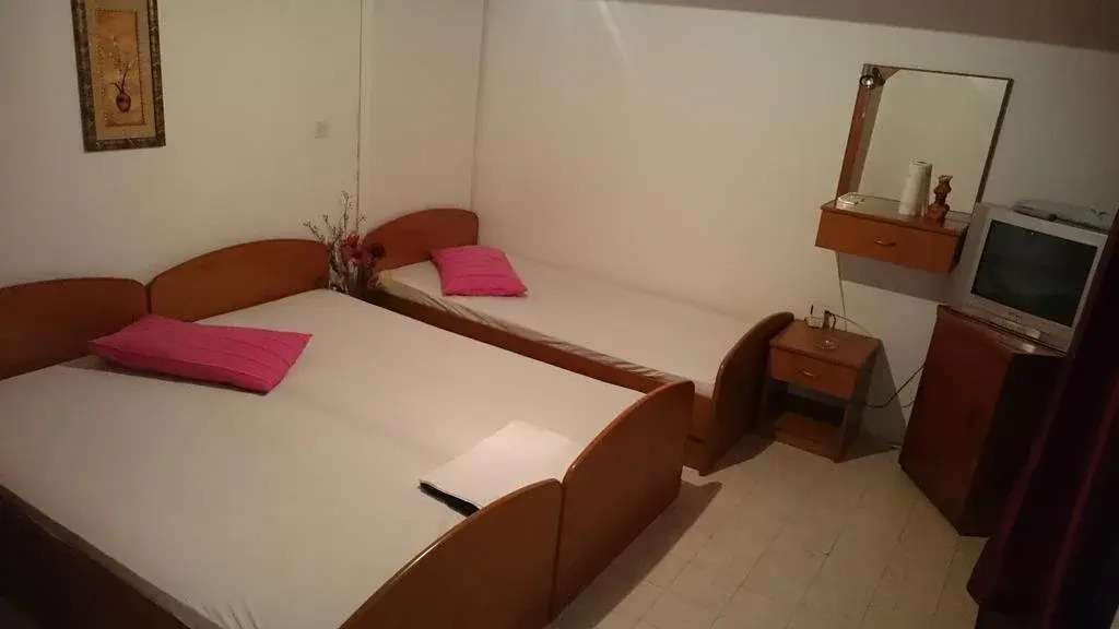 Guest House Mara