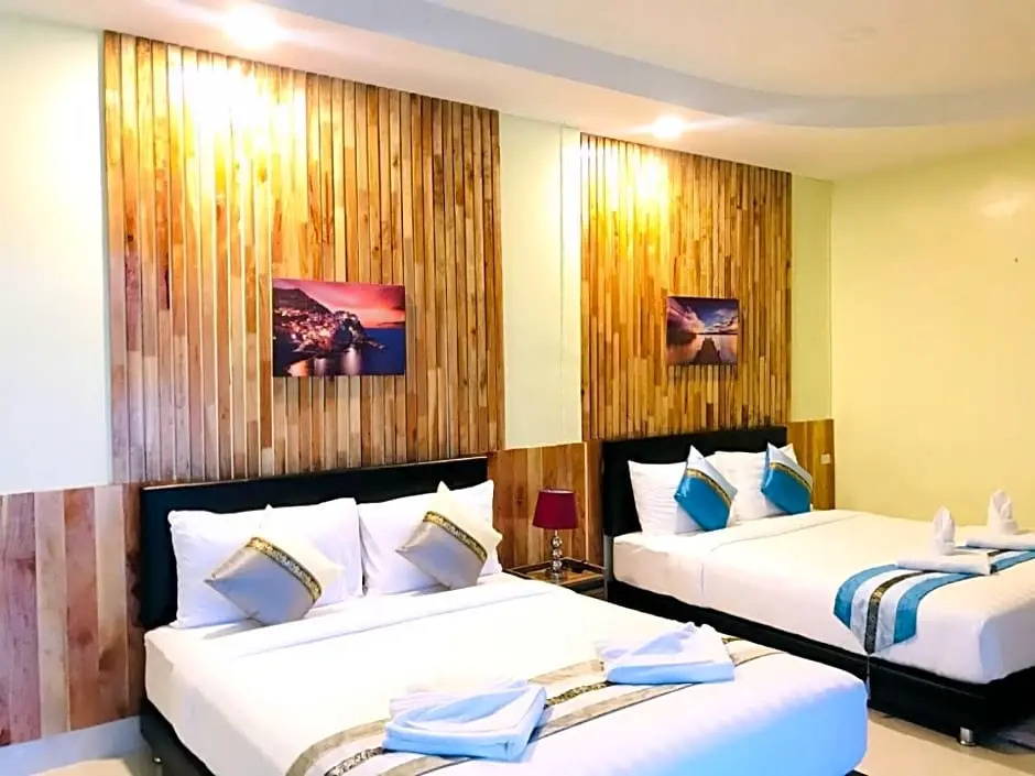 kinjo park pool view delux2 (double bed)