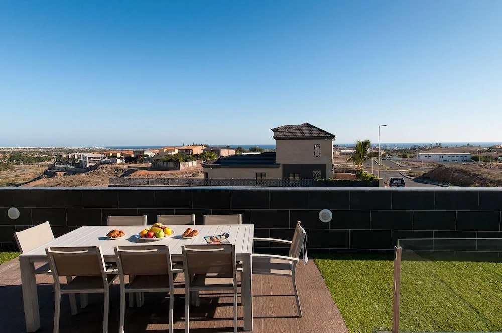 Villa in Maspalomas, Gran Canaria 102890 by MO Rentals