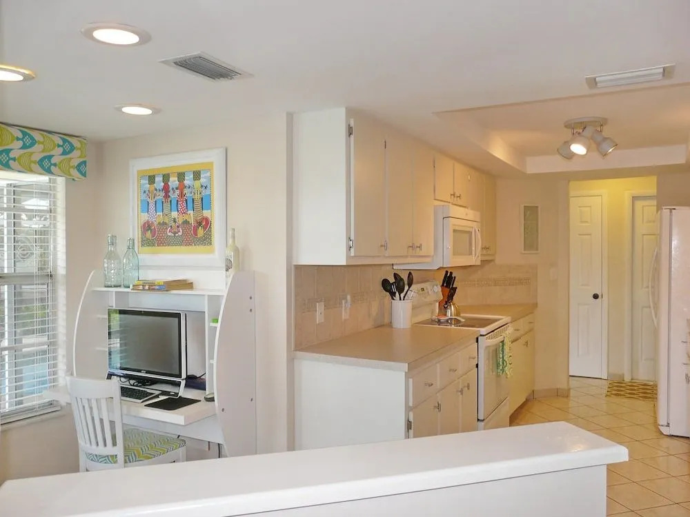 1268 Balboa Court