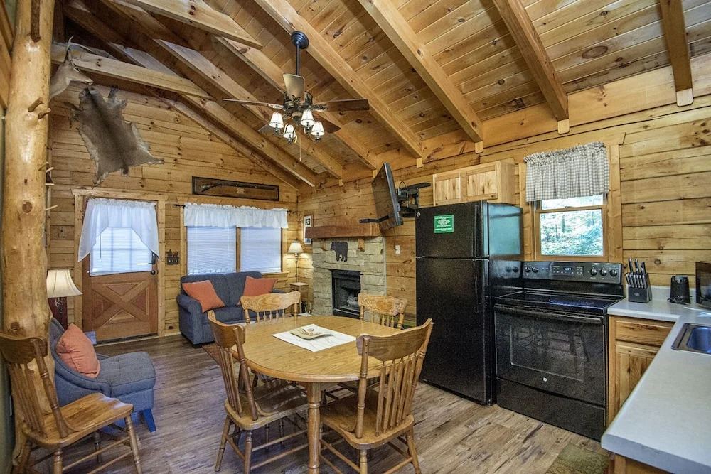 Smoky Mountain Getaway by Eagles Ridge Resort