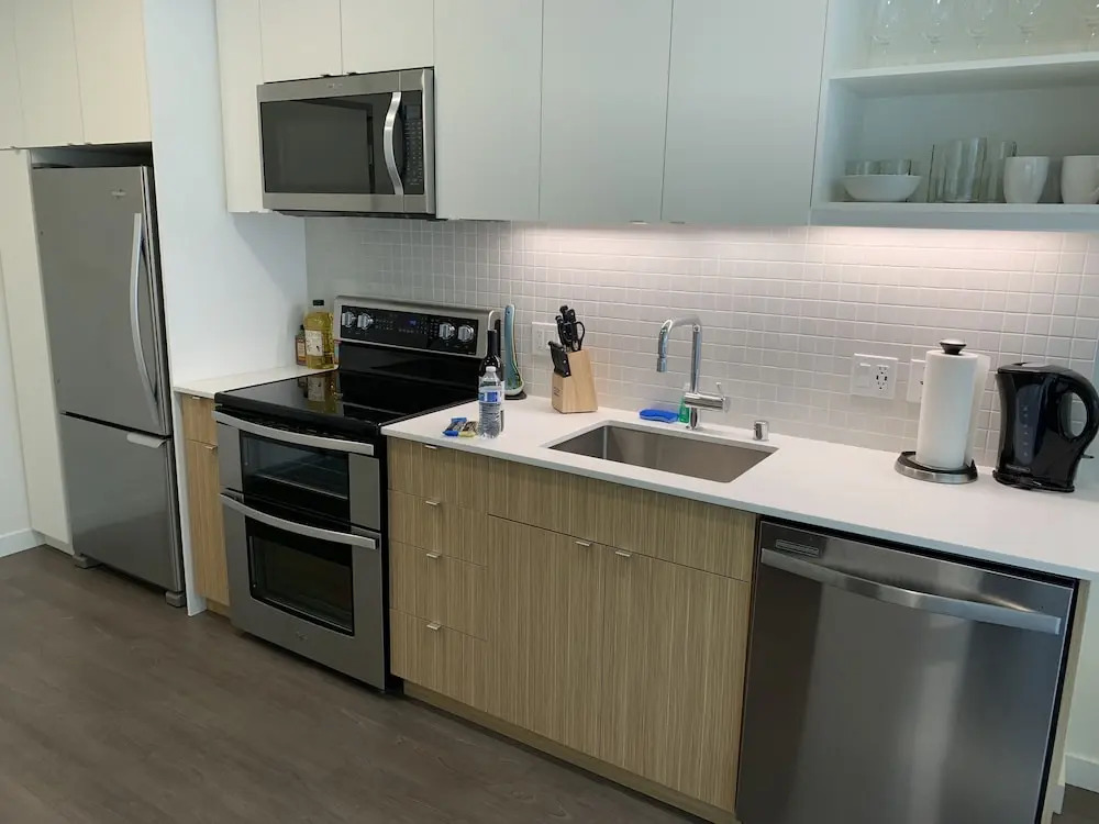 Domicile Suites at Marina SLU