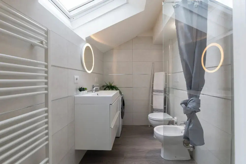 notaMi - Bright Attic M4 - 2 Bedrooms