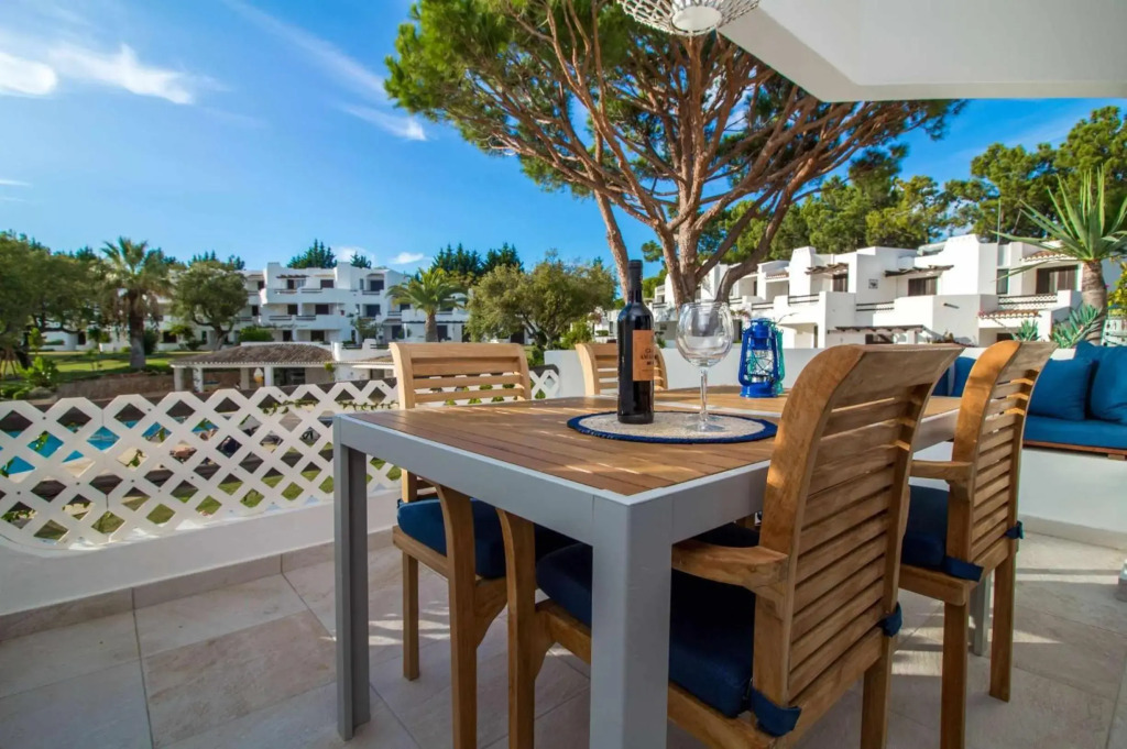 Beach House Apartment by Stay-ici, Algarve Holiday Rental