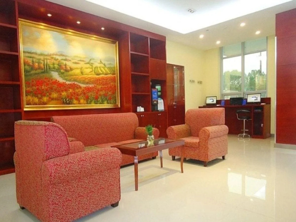 Hanting Express Wuhan Dunkou Development Zone