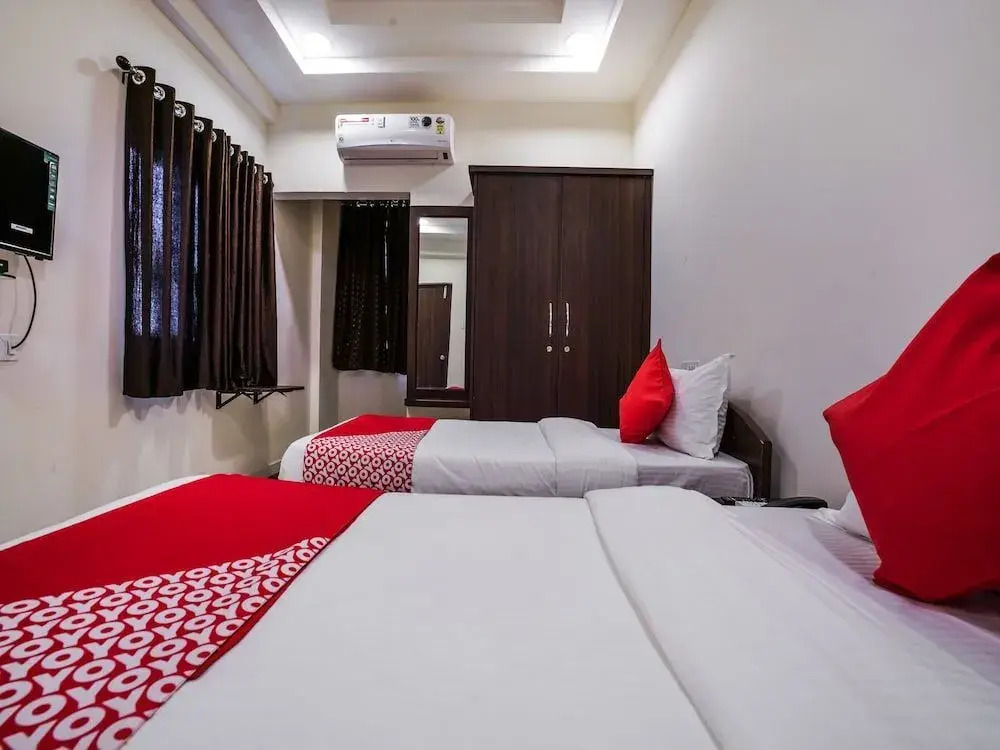 Jaswitha Homes By OYO Rooms