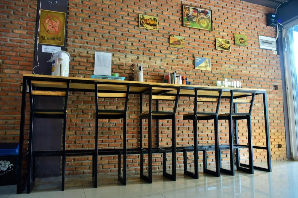 Buc's Hostel