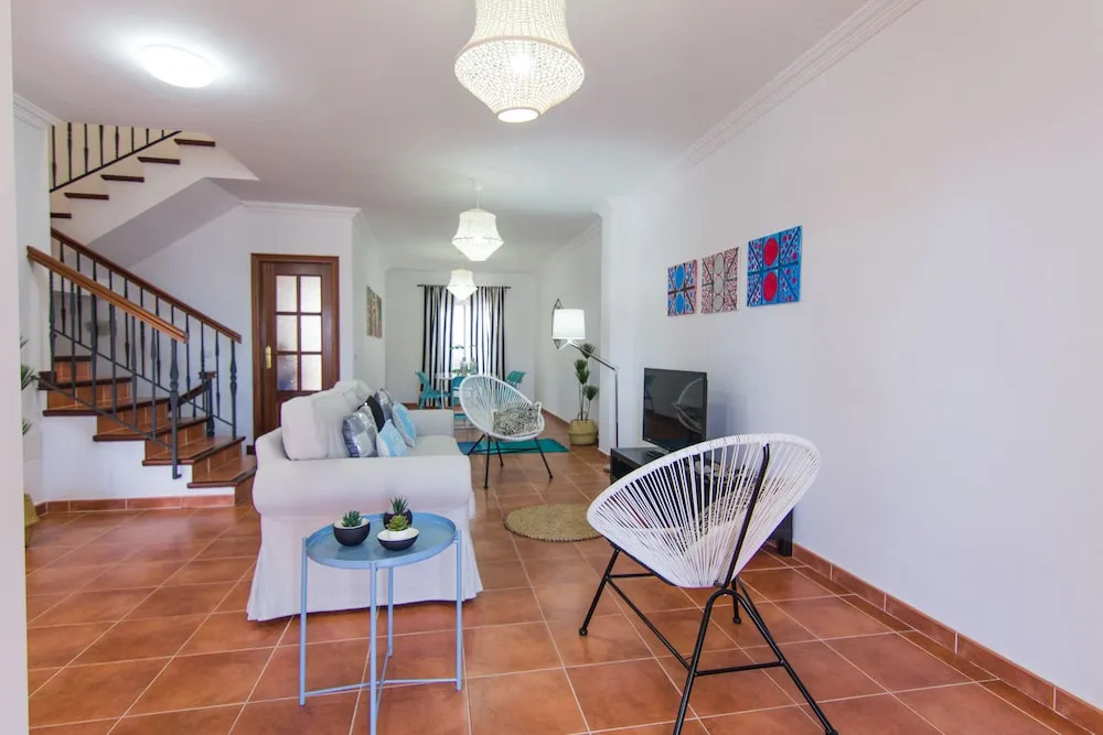 Live Malpais House