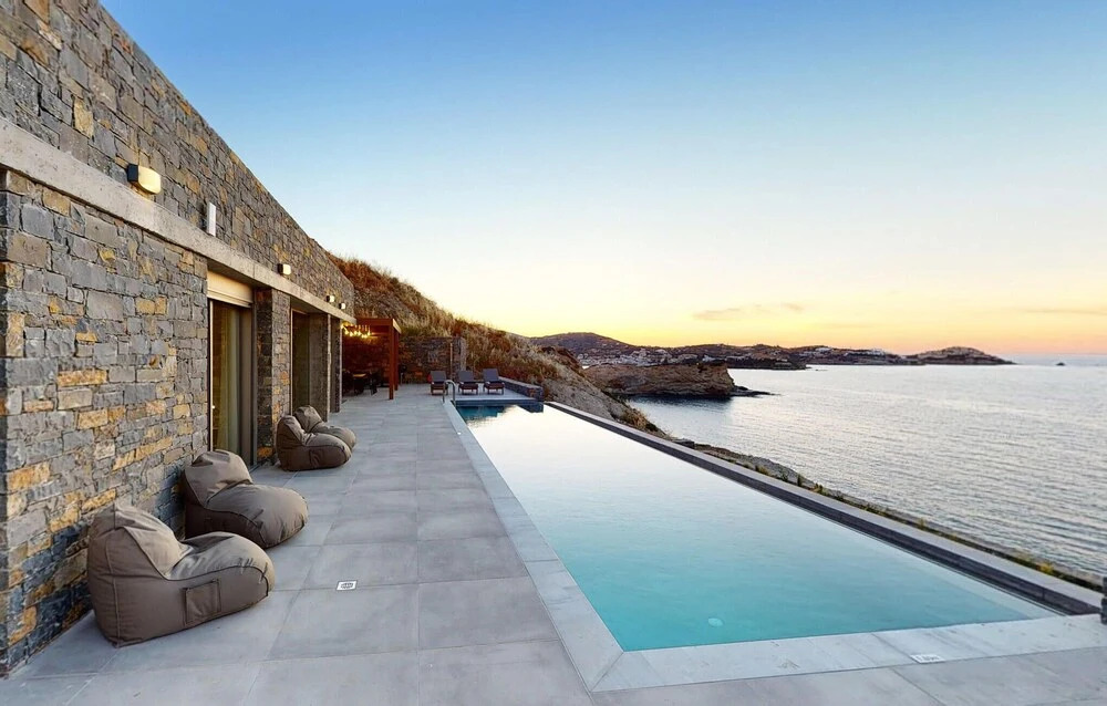 Awesome Home In Gazi, Heraklio