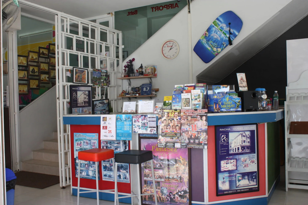 Phuket Racha Kata Homestay