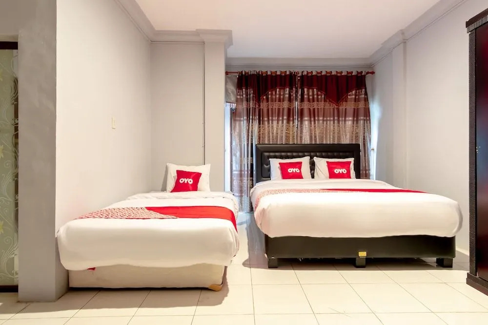 OYO 1632 1000 House Syariah